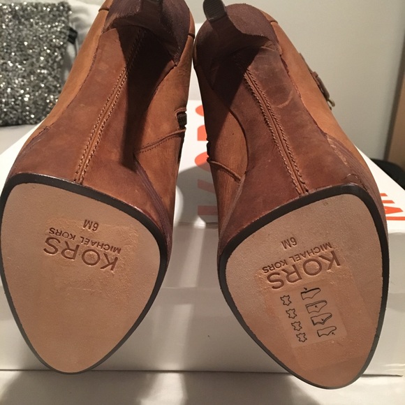 Michael Kors Leather Boots - Picture 5 of 8